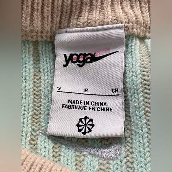 Nike Yoga Luxe Wool blend cover up knit crew neck sweater sz Small‎ - Picture 12 of 16